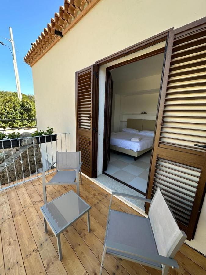 B&B La casa al mare by The Square ospitalità diffusa Cannigione Exterior foto