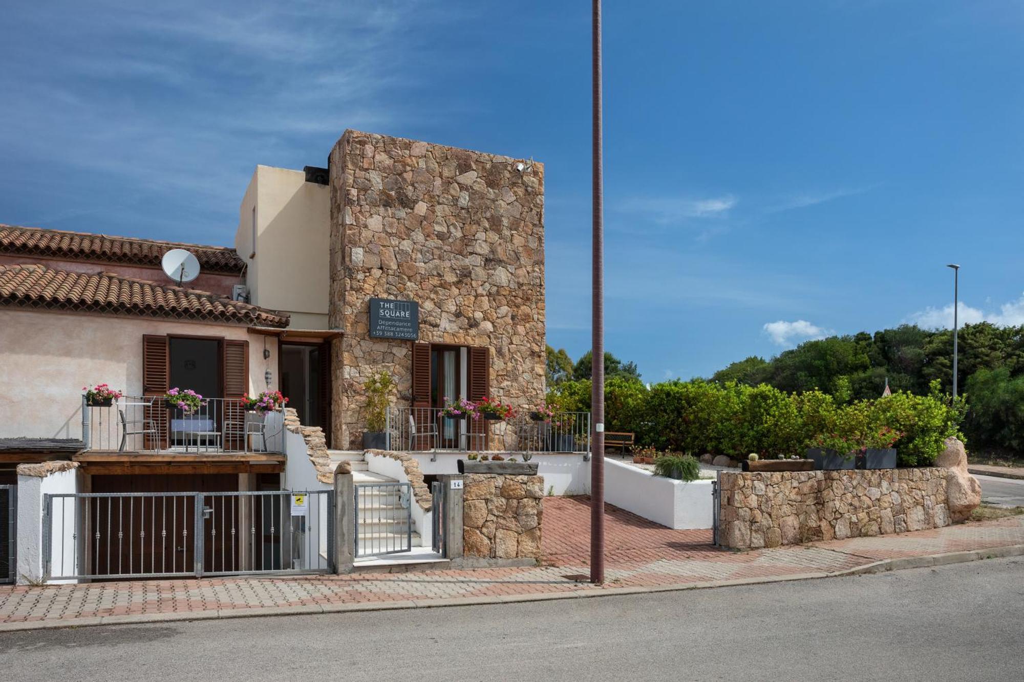B&B La casa al mare by The Square ospitalità diffusa Cannigione Exterior foto
